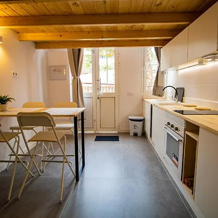 Apartment New & Modern Studio Loft 1 *