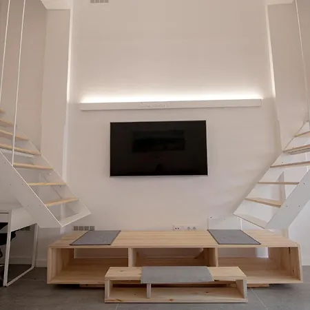 New & Modern Studio Loft 1 Apartment